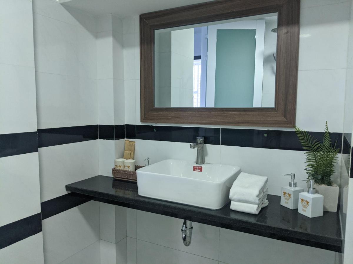 Tuan Ninh Hotel I Chi Khu Co Ong エクステリア 写真
