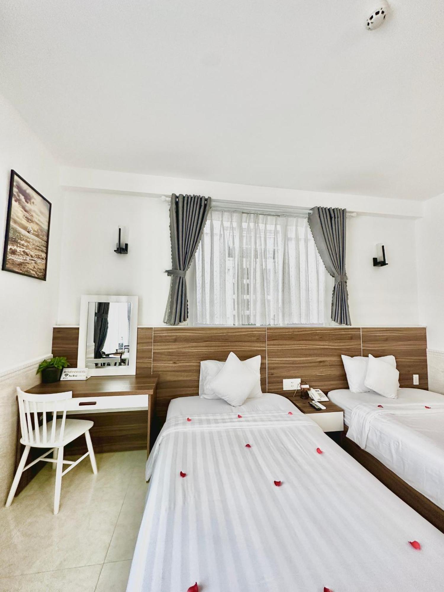 Tuan Ninh Hotel I Chi Khu Co Ong エクステリア 写真