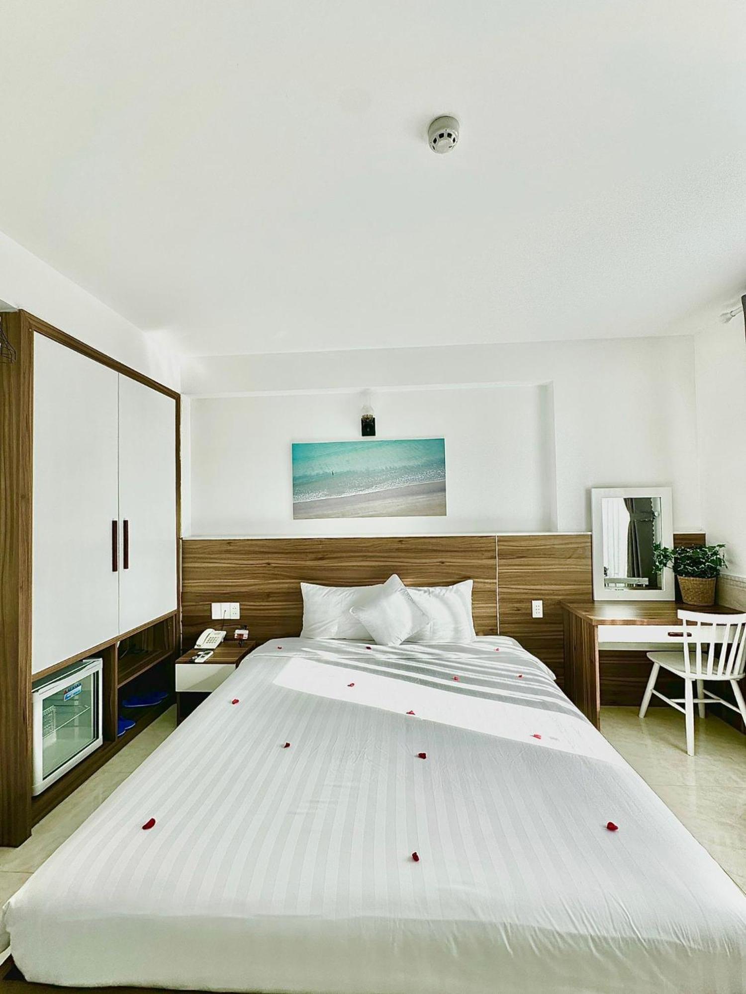 Tuan Ninh Hotel I Chi Khu Co Ong エクステリア 写真
